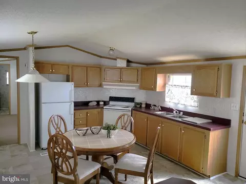 32 Adriane Ct #706, Bear, DE 19701 photo 7