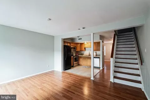 7 Brian Ct, New Castle, DE 19720 photo 9