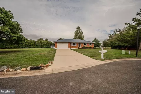 3 Jannsen Ct, Bear, DE 19701 photo 4