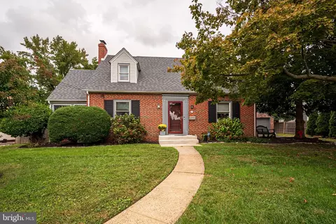 3 Brookside Pl, Wilmington, DE 19809