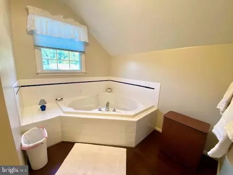 Bath - 133 Brittany Way, Bear, DE 19701 photo 3 of 4