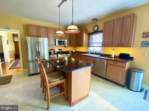 Kitchen - 133 Brittany Way, Bear, DE 19701 photo 2 of 4