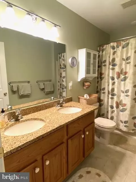 Bath - 133 Brittany Way, Bear, DE 19701 photo 4 of 4