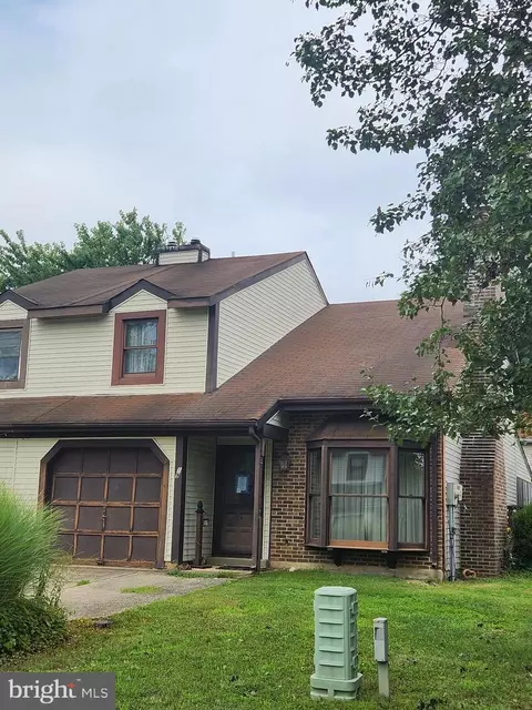 19 Danville Ct, New Castle, DE 19720