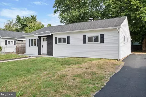 35 Onaway Pl, New Castle, DE 19720