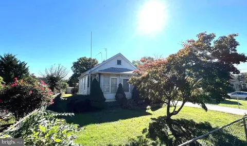 5209 Perry Pl, Wilmington, DE 19810