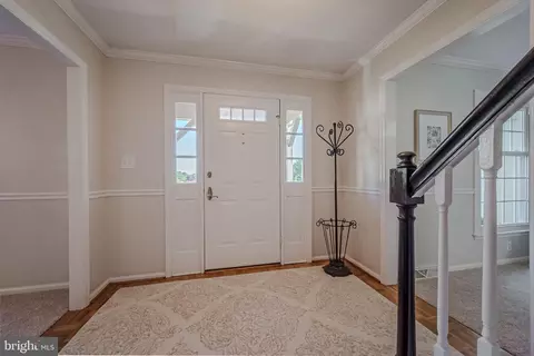 Entry Way - 8 Bent Tree Cir, Hockessin, DE 19707 photo 2 of 7