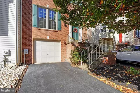 104 Steven Ln, Wilmington, DE 19808