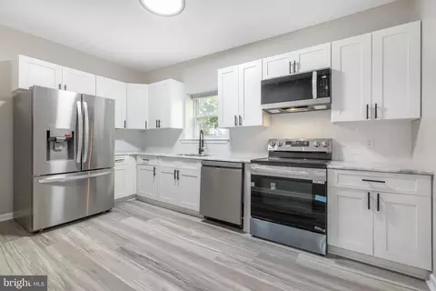 2409 N Washington St, Wilmington, DE 19802
