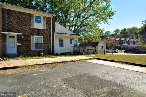 18 Sandy Ct, Newark, DE 19702 photo 4