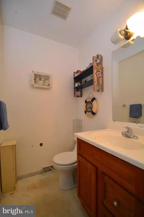 18 Sandy Ct, Newark, DE 19702 photo 31