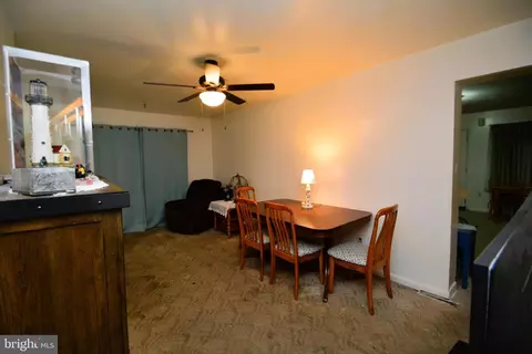18 Sandy Ct, Newark, DE 19702 photo 9