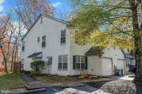 508 Stonebridge Blvd, New Castle, DE 19720