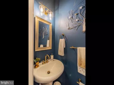 Entry Way - 406 Pierce Run, Newark, DE 19702 photo 6 of 14
