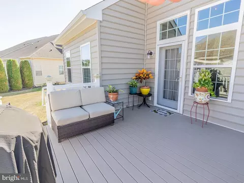 Exterior - 406 Pierce Run, Newark, DE 19702 photo 8 of 10