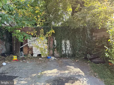 2220 Carter St, Wilmington, DE 19802