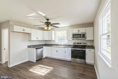 Kitchen - 9 Newbrook Rd, Newark, DE 19711 photo 1 of 2
