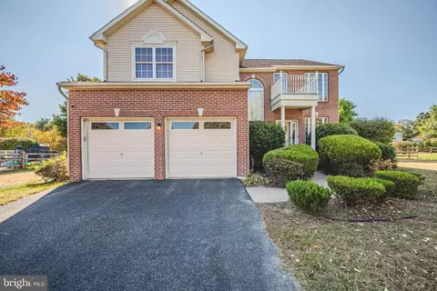 Exterior - 4 Wiggins Way, Bear, DE 19701 photo 3 of 11
