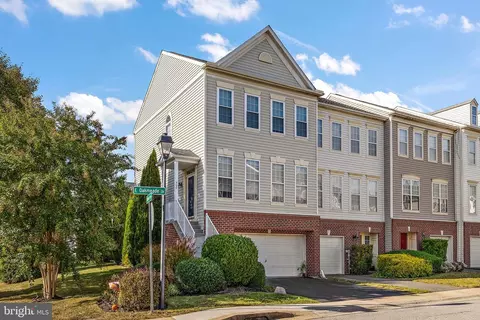 400 E Oakmeade Dr, Wilmington, DE 19810