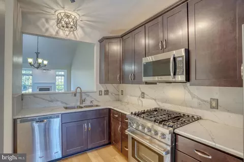 Kitchen - 48 N Cummings Dr, Middletown, DE 19709 photo 2 of 4