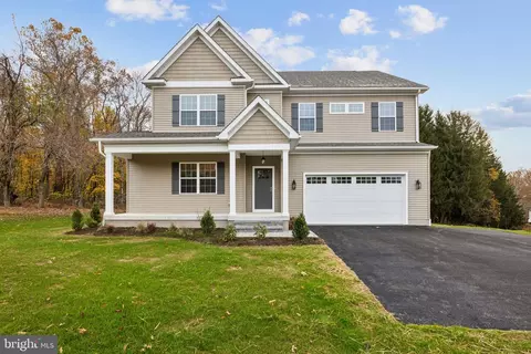 24 Old Possum Park Rd, Newark, DE 19711