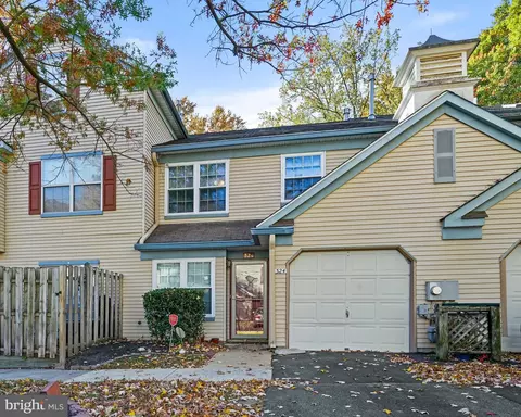 324 Stonebridge Blvd, New Castle, DE 19720