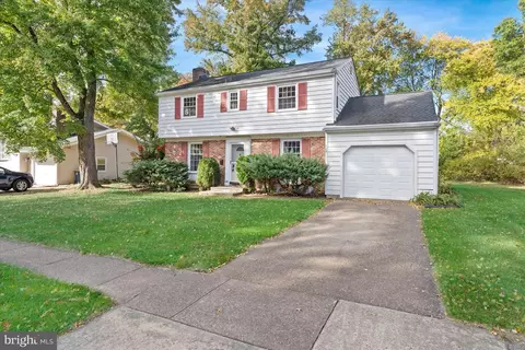 500 Vassar Dr, Newark, DE 19711