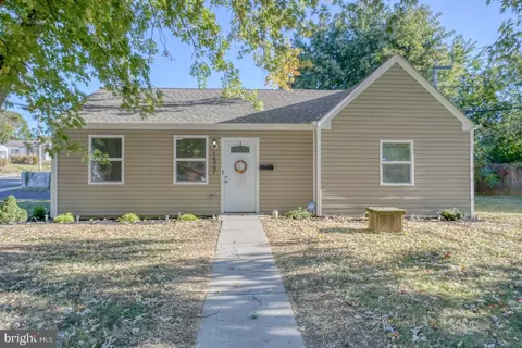 1527 Montgomery Rd, Wilmington, DE 19805