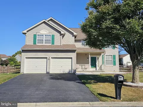 37 Lotus Cir N, Bear, DE 19701