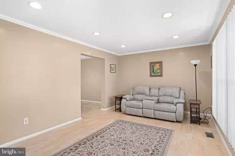 Other - 32 Warren Dr, Newark, DE 19702 photo 1 of 21