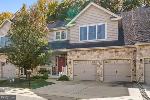 32 Fountainview Dr #14, Newark, DE 19713
