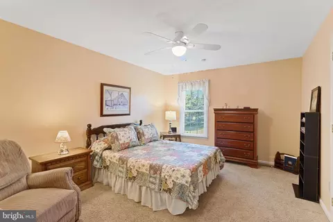 Bedroom - 19 Airdrie Dr, Bear, DE 19701 photo 4 of 4