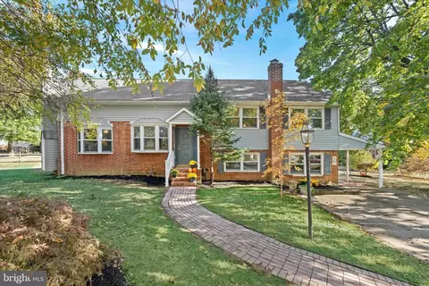 2627 Darby Dr, Wilmington, DE 19808