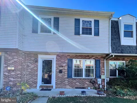 224 W 35th St, Wilmington, DE 19802