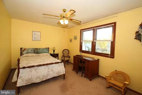 425 Brewster Dr, Newark, DE 19711 photo 14