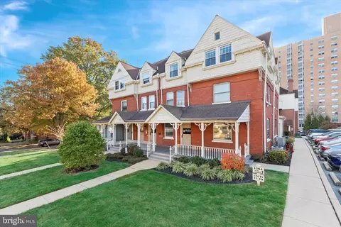 1504 N Broom St #9, Wilmington, DE 19806