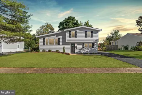 Exterior - 105 Coral Reef Dr, Newark, DE 19713 photo 2 of 9