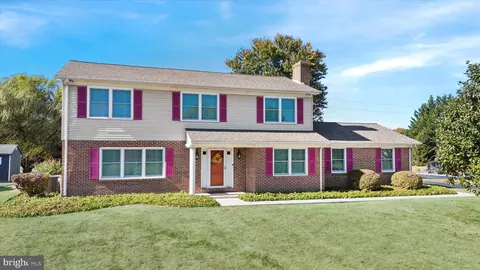 108 Bernice Dr, Bear, DE 19701