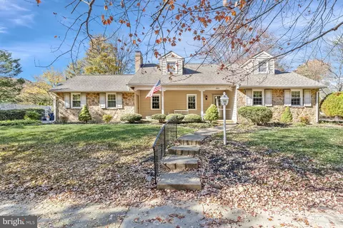 603 Amberly Rd, Wilmington, DE 19803