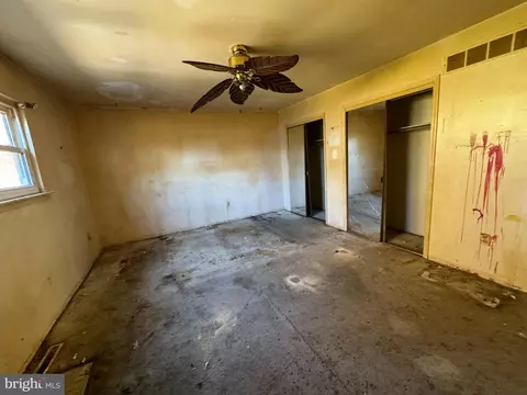 Bedroom - 72 Broadleaf Dr, Newark, DE 19702 photo 6 of 6