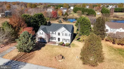 110 W Stonewall Dr, Middletown, DE 19709