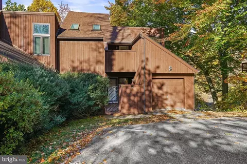 5469 Doral Dr, Wilmington, DE 19808