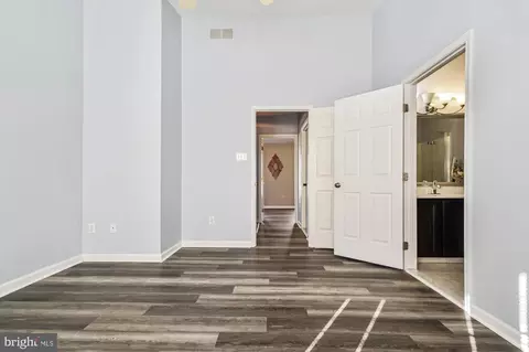 Entry Way - 17 E Christina Pl, Newark, DE 19702 photo 2 of 4