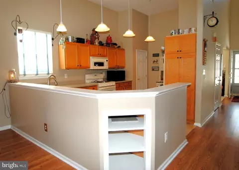 Kitchen - 3 Iris Cir, Bear, DE 19701 photo 3 of 8