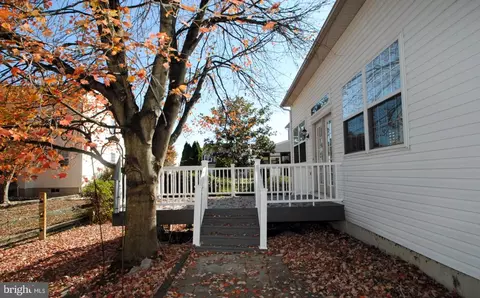 Exterior - 3 Iris Cir, Bear, DE 19701 photo 11 of 12