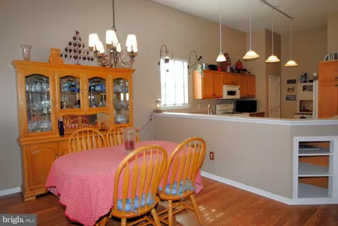 Dining - 3 Iris Cir, Bear, DE 19701 photo 2 of 2