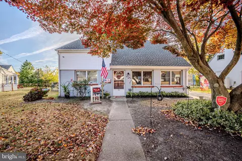 1100 Dilworth Rd, Wilmington, DE 19805