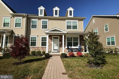 142 Grissom Dr, Bear, DE 19701