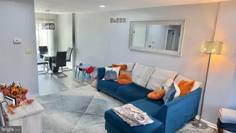 Entry Way - 327 Barley Dr, Newark, DE 19702 photo 6 of 13