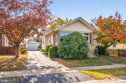 214 Winston Ave, Wilmington, DE 19804